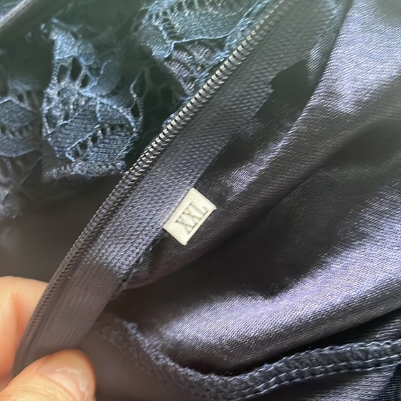 Navy Lace Chiffon Style Maxi dress size XL - Picture 10 of 10